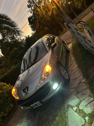 Peugeot 207 1.4 Xs