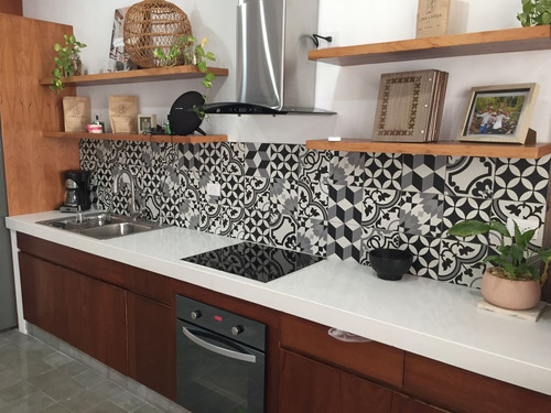 Imagen 3 de 30 de Casa Restaurada Con Alberca En Venta Amueblada Centro De Mer