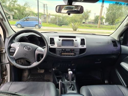 Toyota Hilux 3.0 Cd Srv Cuero 4x4 5at - A4 2015