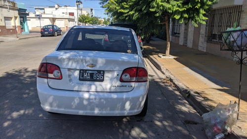 Vendo Permuto Corsa 2012 Clasicc Ls 1.4 N