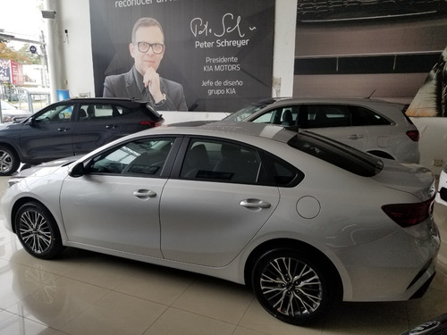 Imagen 7 de 11 de Kia Cerato Sx Linea 2022 Entrega Inmediata Vs Colores