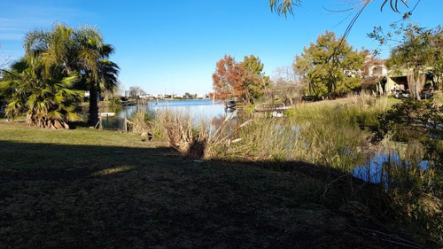 Imagen 2 de 7 de Venta - Lote Al Agua De Los Ultimos En Castores Nordelta