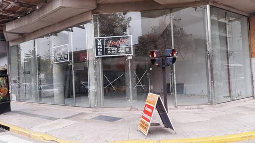 Venta Local En Esquina De Palermo