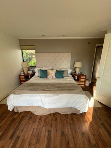 Imagen 9 de 16 de Vendo Preciosa Casa Con Lindos Jardines Y Piscina