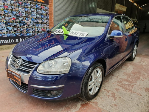 Imagen 3 de 8 de Volkswagen Vento Advance 2.5 170hp 2009