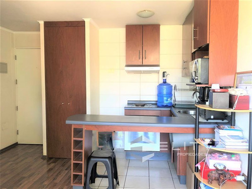 Departamento En Venta De 1 Dorm. En Concón