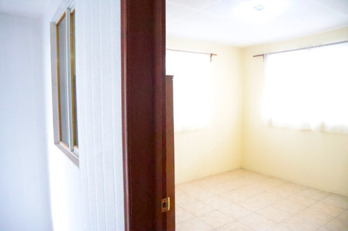 Casa Sola En Venta En Metepec Crédito Infonavit 5 Habitaciones.