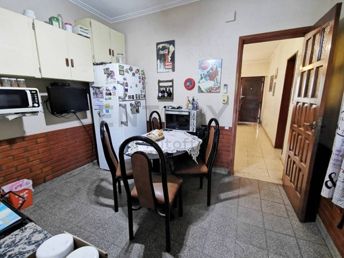 Imagen 10 de 17 de Casa De 3 Dormitorios En Venta En Ringuelet