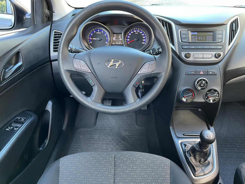Imagem 4 de 9 de Hyundai Hb20 1.0 Comfort