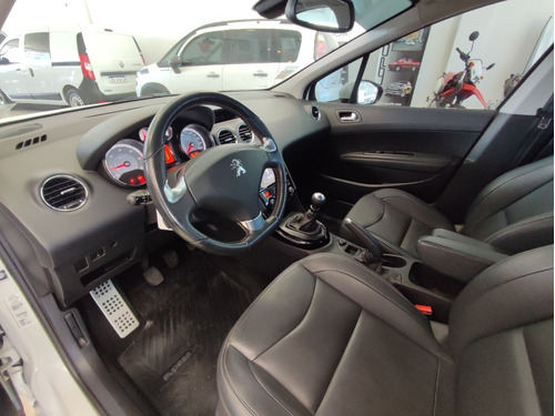 Imagen 19 de 21 de Peugeot 408 1.6 Feline Hdi