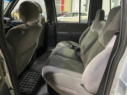 Imagem 13 de 15 de Chevrolet S10 2.4 Mpfi Rodeio 4x2 Cd 8v Flex 4p Manual