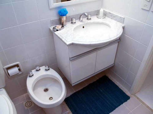 Apartamento En Venta De 2 Dormitorios En Playa Mansa