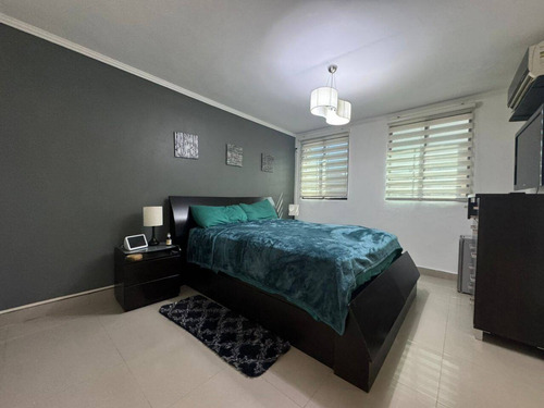Se Vende Townhouse 168m2 Residencia Muralla Alta Urb. Los Mangos Cod 259787