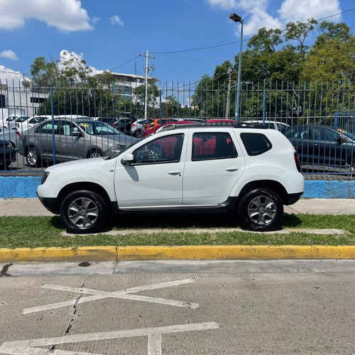Imagen 4 de 14 de Renault Duster Intens Manual 2019