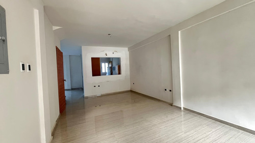 Townhouse Obra Blanca En Res. Cumbres De La Esmeralda San Diego - Rc