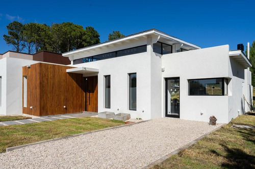 Imagen 3 de 24 de Casa En Venta - 4 Ambientes - Pinamar Sur Playa