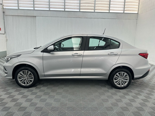 Fiat Cronos 1.0 Drive Flex 4p