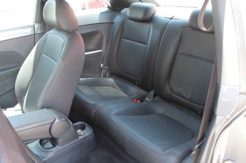 Imagen 4 de 15 de Volkswagen Beetle 2016 2p Sportline L5/2.5 Man