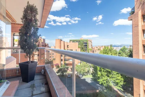 Apartamento En Arriendo/venta En Los Rosales. Cod A13723