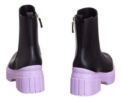 Imagem 2 de 4 de Bota Tratorada Chelsea Petite Jolie Pj6156 Preto