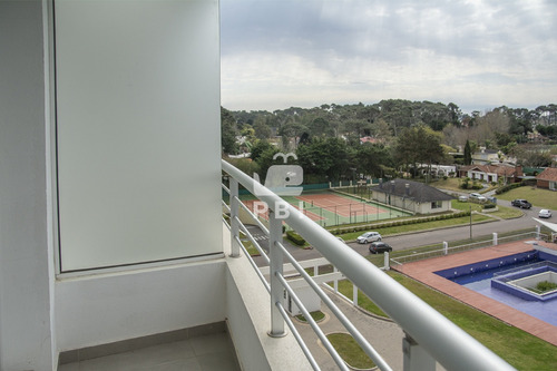 Departamento De 2 Dormitorios En Venta, Punta Del Este - Greenlife - Ref : Pbi14290