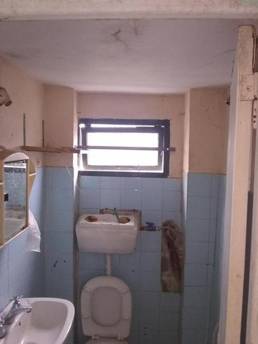 Imagen 2 de 18 de 2 Departamentos A Refaccionar De 2 Amb Y 3 Amb Se Vende Tod
