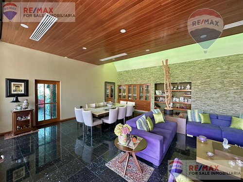Venta De Casa En El Fracc. Parque, Sumiya, Jiutepec, Morelosclave 5213