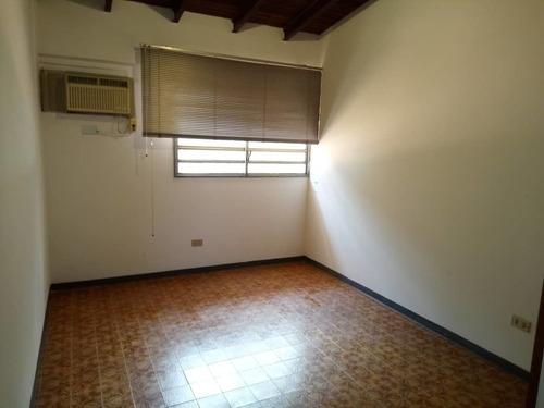 Imagen 7 de 10 de Se Vende Townhouse Con Vista A La Playa Codigo #0213
