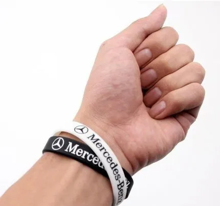 Pulsera mercedes benz hotsell