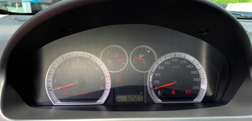 Imagen 11 de 15 de Chevrolet Aveo 2018 1.6 Ls Mt