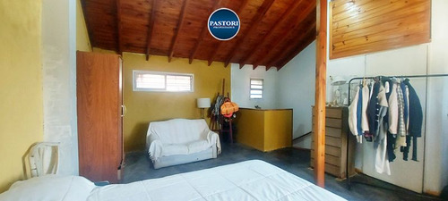 Venta De Casa Tipo Duplex 3 Amb + Play - Patio Y Cochera -