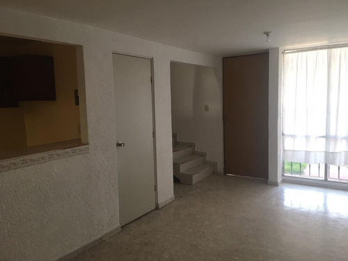Imagen 2 de 10 de Casa En Venta En Santa Elena, Cuautitlán, México