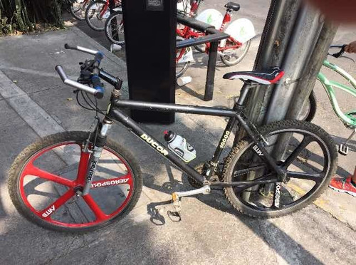 Bicicleta De Montaña 26 Rines Aspa Aerospoke (Usado)