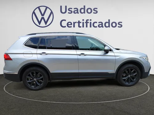 Volkswagen Tiguan 5p Comfortline L4/1.4/T Aut