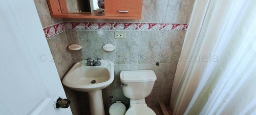 Imagen 9 de 13 de Casa En Venta En Alto Hatillo 21-13876 Caro Fermoso 0424 2083128