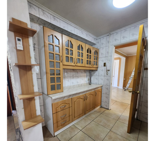 Se Vende Amplia Casa 4d/3b En Villa Santa Elena, Macul