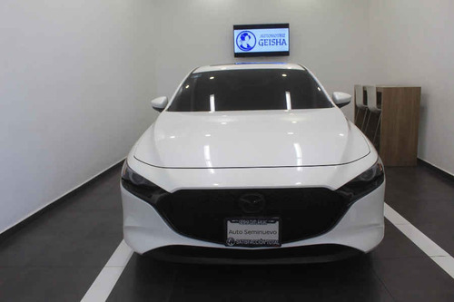 Imagen 2 de 15 de Mazda Mazda 3 2020 5p I Sport Grand Touring Hatchback