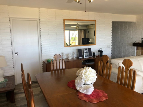 Departamento - Playa Mansa