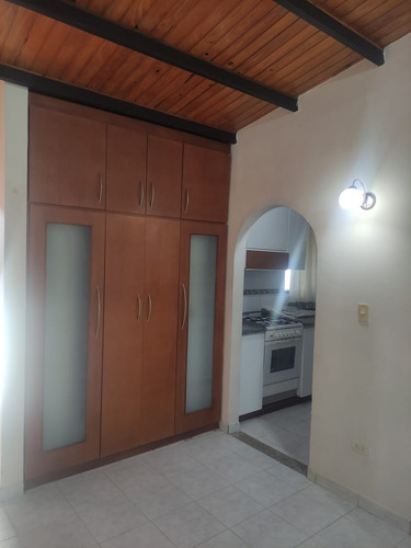 Amplio Apartamento En Conjunto Residencial Terrazas Del Este, Guarenas.