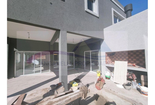 Imagen 5 de 28 de Hermosa Casa 4 Amb En Villa Rosa
