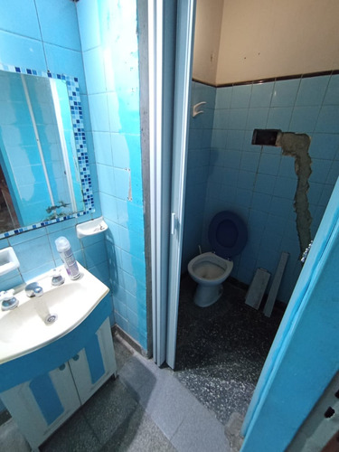 Mportante Local Comercial Con Vivienda De 48m2 A La Venta En Villa Urquiza