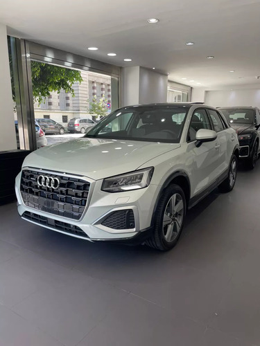 Audi Q2 40 TFSI STRONICQUATTRO