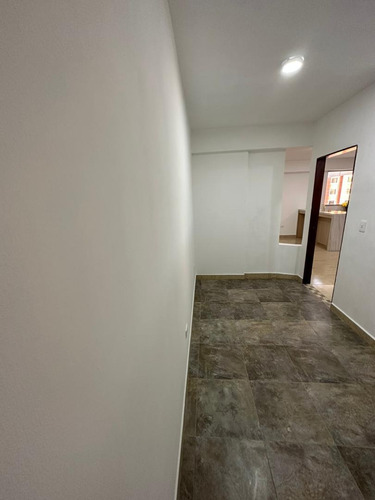 Imagen 21 de 26 de As En Venta Apartamento En San Juan Bautista Lv As