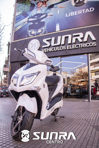 Imagen 15 de 18 de Sunra Hawk 3000w / Moto Electrica / Bateria Extraible / G