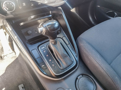 Kia Carens 2015