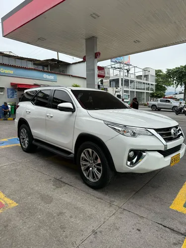 Toyota Fortuner 2.4 Street At 7As