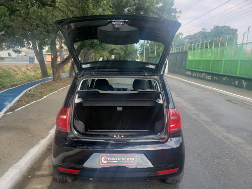 Imagem 14 de 15 de Volkswagen Fox Gii 1.0 Flex 2014