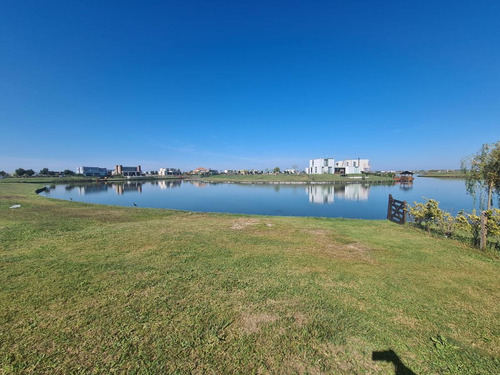 Imagen 3 de 13 de Lote En Venta En Barrio Puertos Del Lago , Escobar.