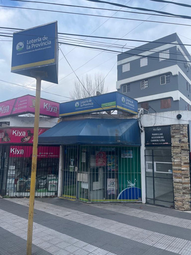 Venta Excelente Local En Castelar Norte 