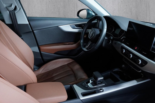 Audi A4 2.0 Select At